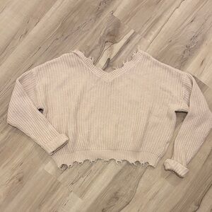 Jessica Simpson Women's Beige V-Neck Sweater